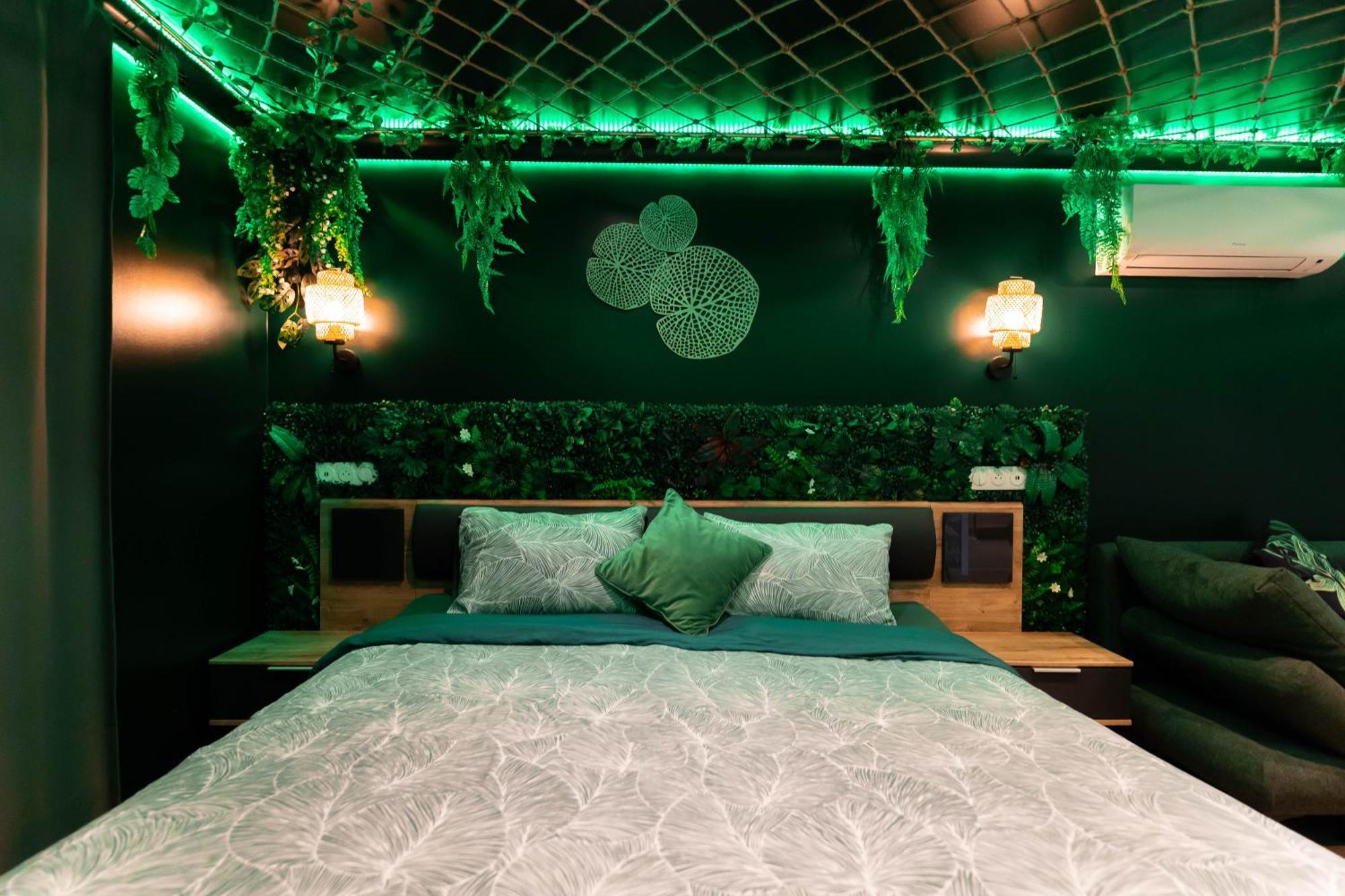 L'Oasis Tropicale, Jacuzzi, Love Room Роппенайм Екстер'єр фото
